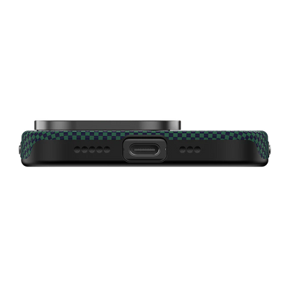 Benks Aurora ArmorPro Case built with Kevlar® | iPhone 16 Pro