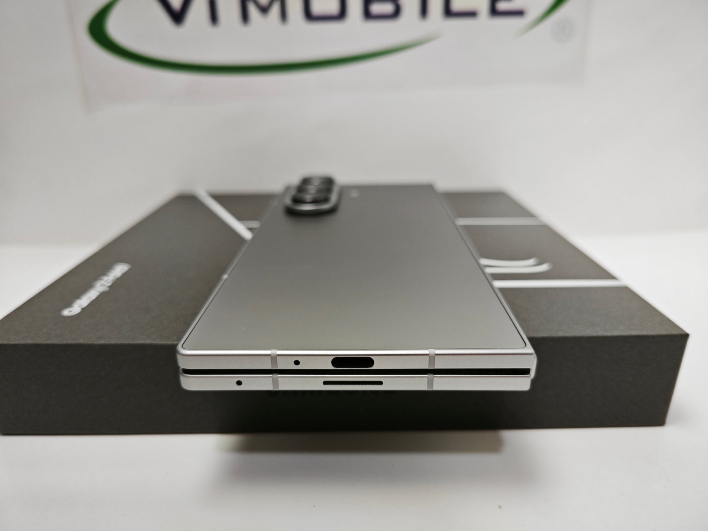 Used Galaxy Z Fold 7 12GB/512GB Silver Shadow